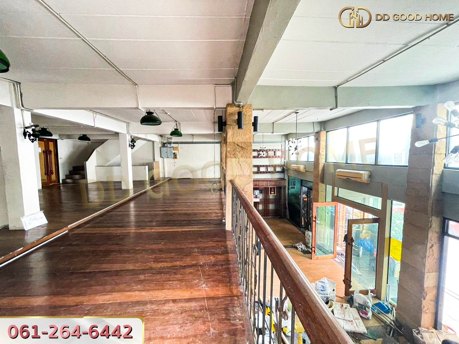 อาคารพาณิชย์ 3.5  ชั้น  3 คูหาตีทะลุกัน  ซอย นวมินทร์ ต.คลองกุ่ม