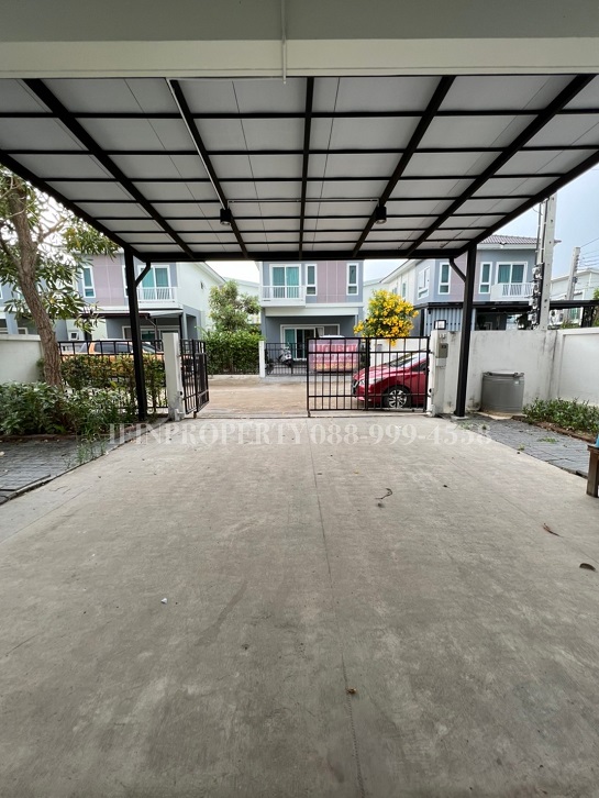  ขายบ้านสภาพสวย ต่อเติมโรงรถหน้าบ้าน-ห้องครัวแล้ว ของแถม 11 รายการ