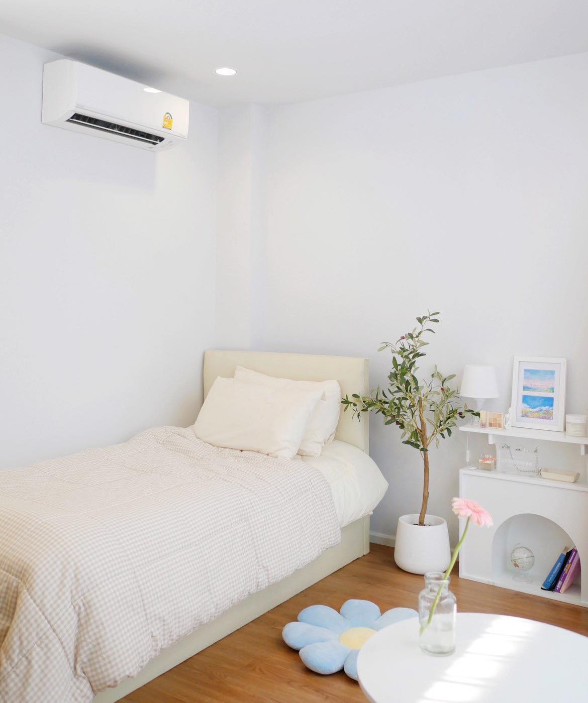 ขายทาวน์โฮม 3 ชั้น ในโครงการ Monotown2 เฟอร์นิเจอร์ ตกแต่งครบพร้อมอยู่ ราคา 4.6 ล้านบาท (ค่าโอนคนละครึ่ง)