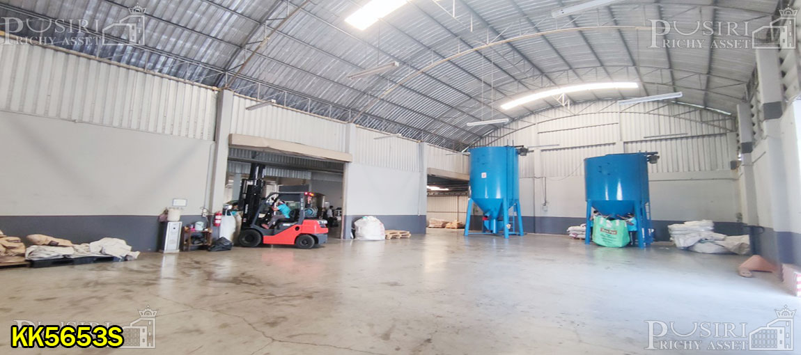 โรงงานเม็ดพลาสติก 2.5 ไร่ พร้อมใบ รง.4 พื้นที่ใช้สอยเยอะ พร้อมอ็อฟฟิต บ้านพักคนงาน ใกล้มอเตอร์บางใหญ่-เมืองกาญ เส้นหลังมหิดล  KK5653S