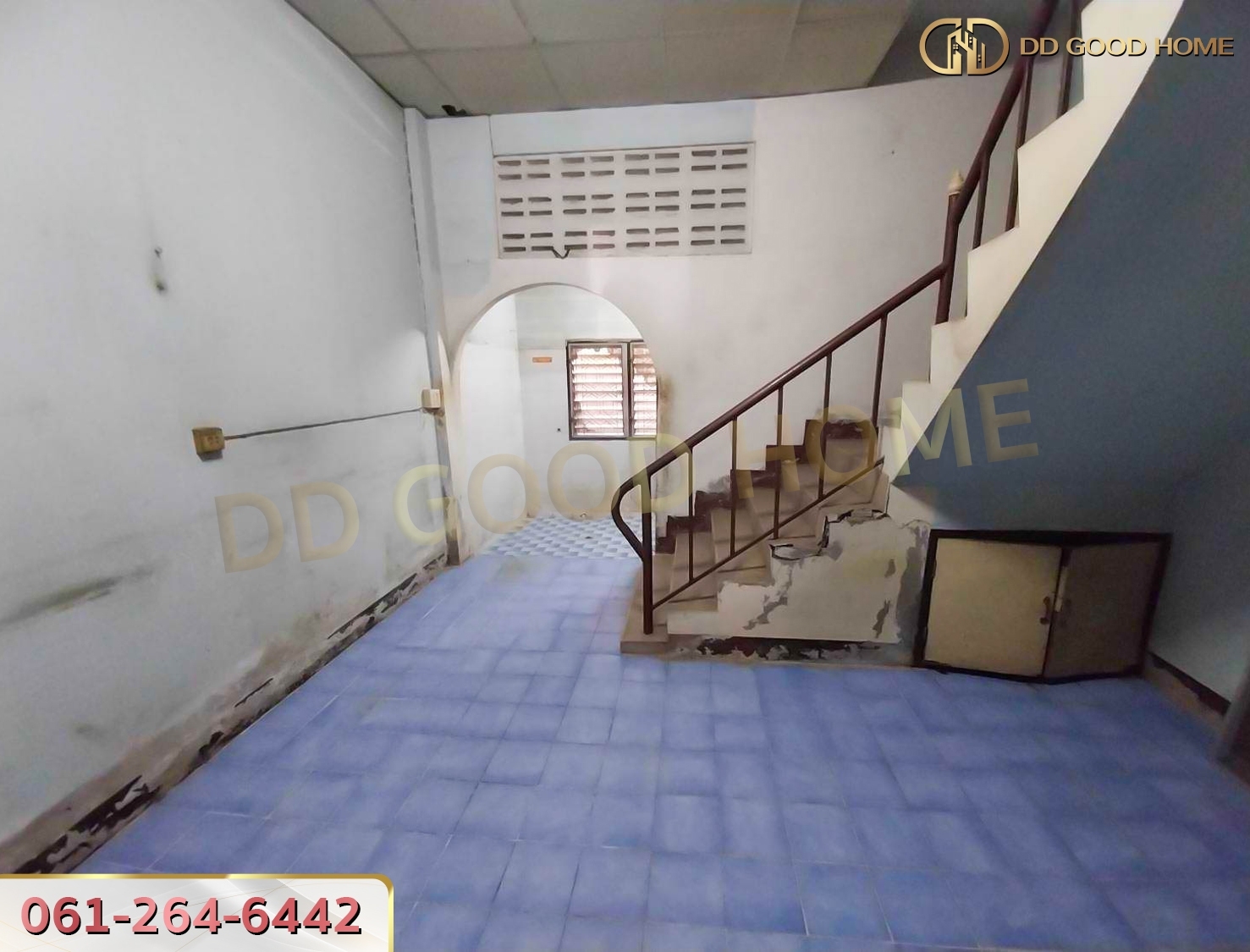 ขายทาวน์เฮาส์ 2 ชั้น บ้านศรีสามพราน ต.​ท่าตลาด