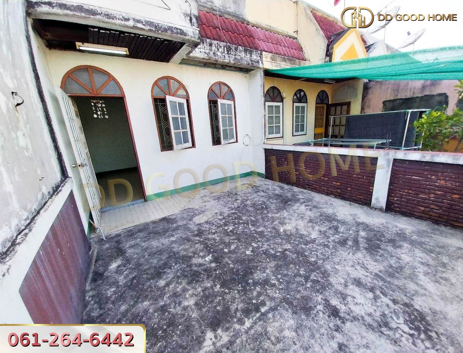 ขายทาวน์เฮาส์ 2 ชั้น บ้านศรีสามพราน ต.​ท่าตลาด