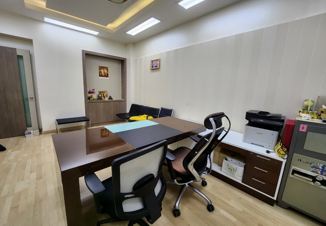 ขายพื้นที่สำนักงานวิวิด ทาวเวอร์ ซอยพัฒนาการ 54 เนื้อที่ 85.04 ตารางเมตร ใกล้รถไฟฟ้า สถานีพัฒนาการ