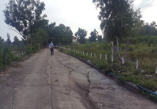 ขายที่ดิน คลอง 4 แยก 12 ปทุมธานี เนื้อที่ 1 ไร่ ถมแล้ว แปลงสวย ห่างถนนคลองหลวง 400 ม.