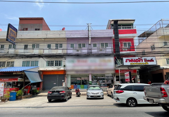 ขายอาคารพาณิชย์ ซอยมังกร-นาคดี ถนนเทพารักษ์ 2 ห้องตีทะลุ สภาพดี ทำเลดีใกล้แหล่งชุมชน