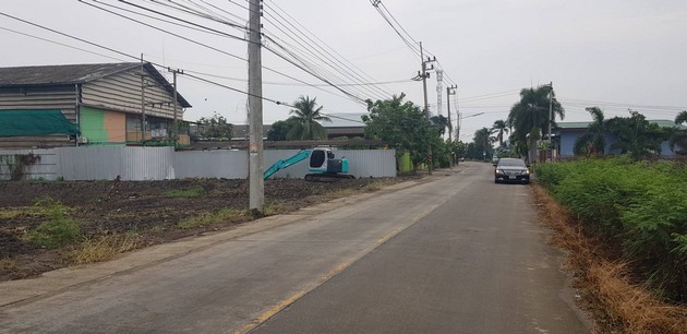 ขายที่ดินเปล่าถมแล้ว แบ่งขาย ทำเลดี เพชรเกษม 130 เหมาะสำหรับสร้าง โกดัง ที่พักอาศัย ใกล้กรุงเทพฯ