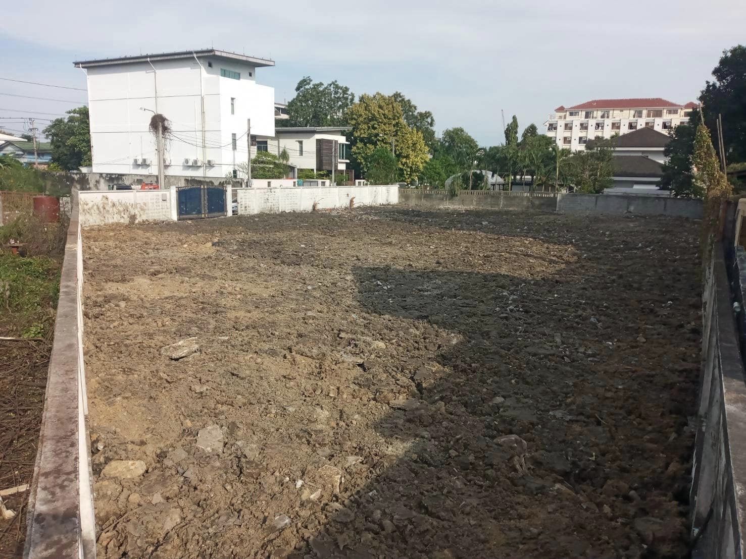 ให้เช่าที่ดินเปล่าซอยแบริ่ง 36 ห่างถนนใหญ่เพียง 190 เมตร ซอยกว้าง 2.5 เมตร ใกล้รถไฟฟ้าสายสีเขียว-เหลือง