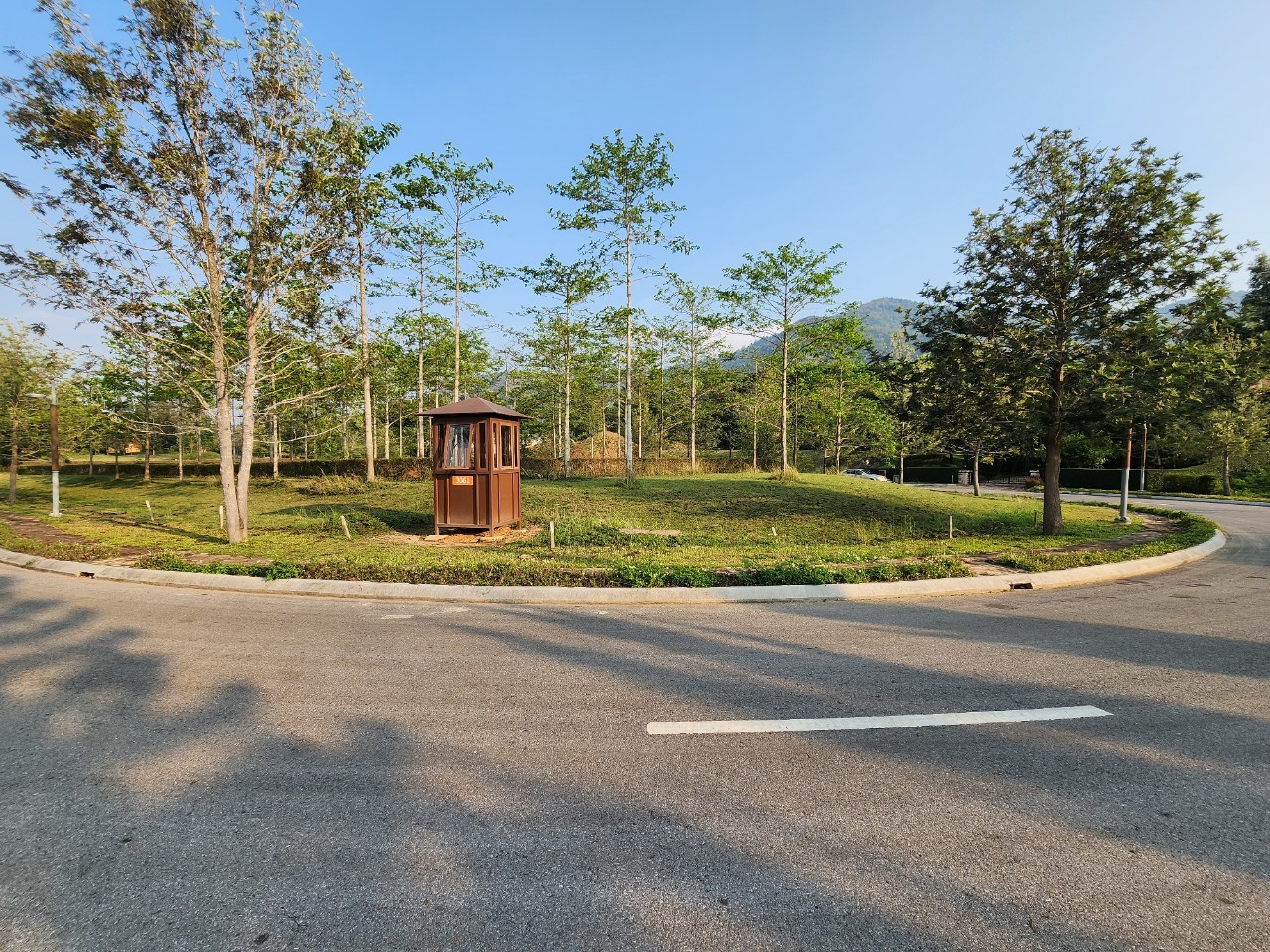 ที่ดินทอสคาน่า โซนเอ็กซ์คลูซีฟ x1 | ติดริมเขา | แปลงมุมโค้งสวย 1-0-7 ไร่. | 19.5 ล้าน