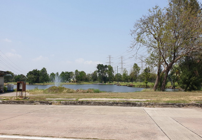 ขายที่ดินในสนามกอล์ฟ วินด์เซอร์ ซอยสุวินทวงศ์ 15 เนื้อที่ 259 ตารางวา ถนนเชื่อมกับแนวรถไฟฟ้า เหมาะสร้างบ้านพักอาศัย 