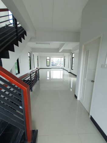 ขายอาคารพาณิชย์ 3 ชั้น พร้อมโฉนด ตึกใหม่ ทำเลทอง ติดถนนพหลโยธินเส้นหลัก ลพบุรี