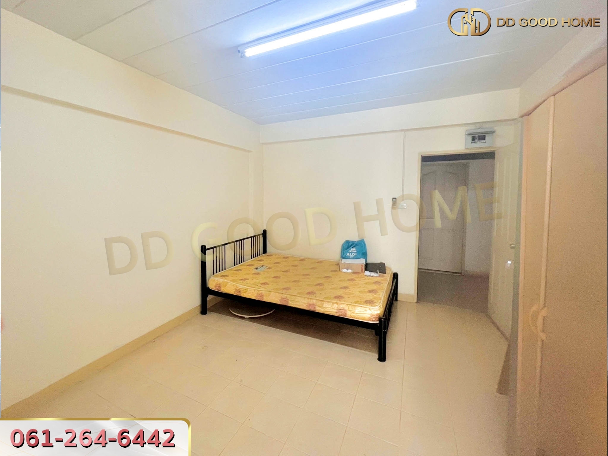ขายคอนโด ลอททเวนตี้ไนท์ (Lot 29 Condominium) สุทธิสารวินิจฉัย พญาไทย ใกล้รถไฟฟ้า ราคาต่ำกว่าล้าน