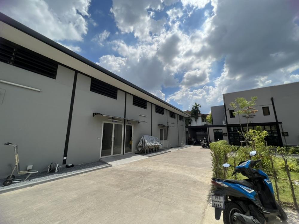 ขายที่ดิน 430 ตารางวา พร้อมสำนักงานออฟฟิศ พร้อมสัญญาเช่า พร้อมต่อทำสัญญาผ่อนกับเจ้าของที่ดินได้เลย พระราม9ซอย26แยก7-1 ซอยศูนย์วิจัย8/3