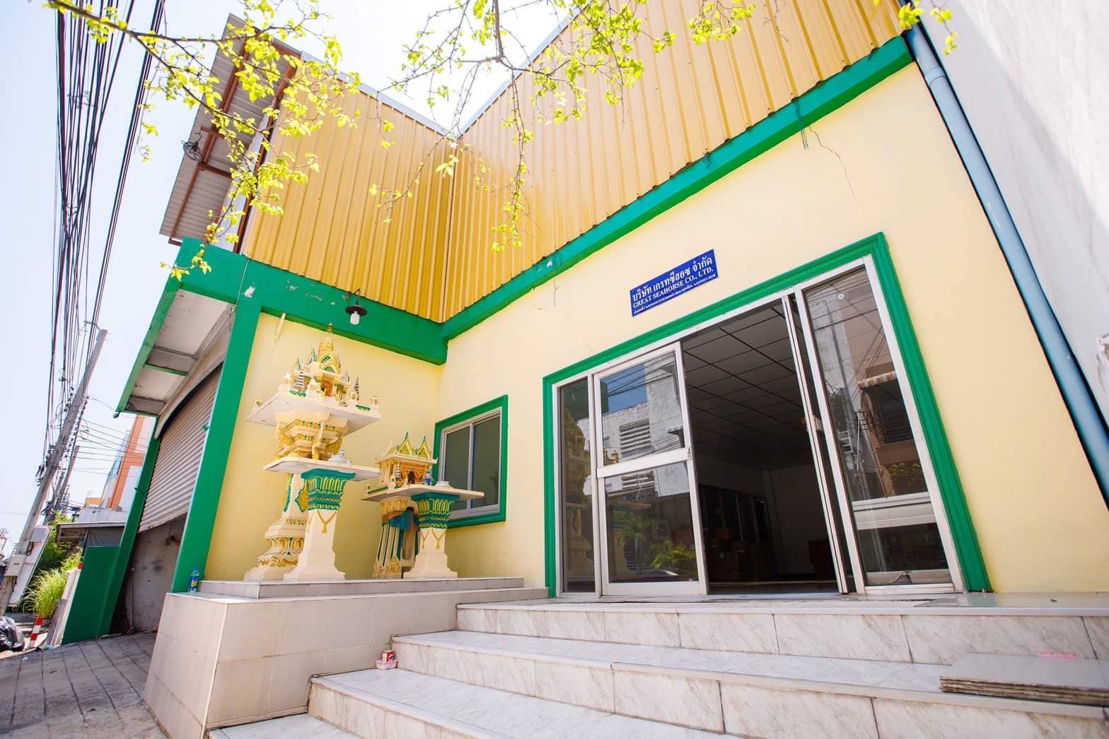 ขายโกดังพร้อมออฟฟิต ซอยสะแกงาม 44 เส้นพระราม 2 ทำเลดี ใกล้ถนนใหญ่