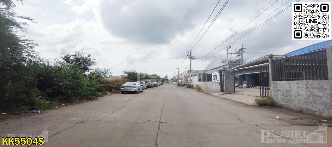 ที่ 5.5 ไร่ หน้ากว้าง 129 ม. ถมพร้อมสูงกว่าถนน เทรลเลอร์เข้าออกสะดวก ใกล้ถนนเอกชัยเเละพระราม 2  