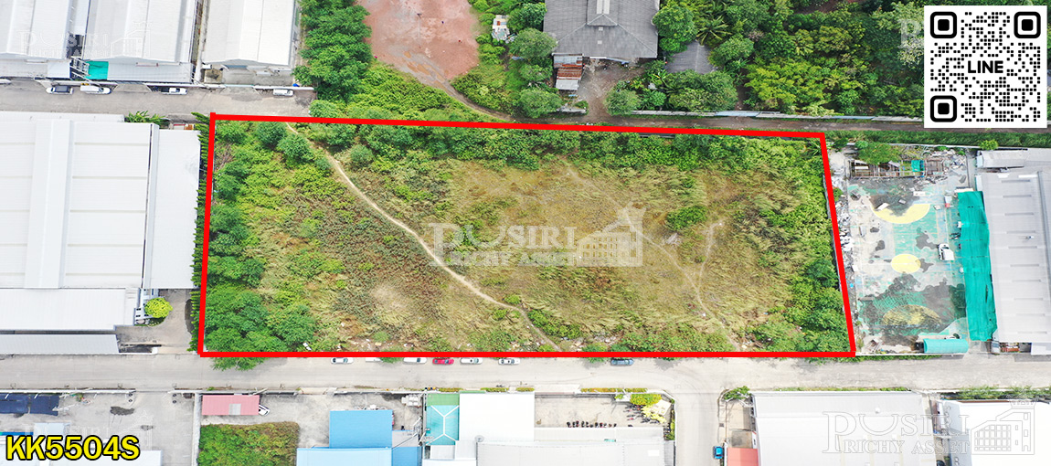 ที่ 5.5 ไร่ หน้ากว้าง 129 ม. ถมพร้อมสูงกว่าถนน เทรลเลอร์เข้าออกสะดวก ใกล้ถนนเอกชัยเเละพระราม 2  