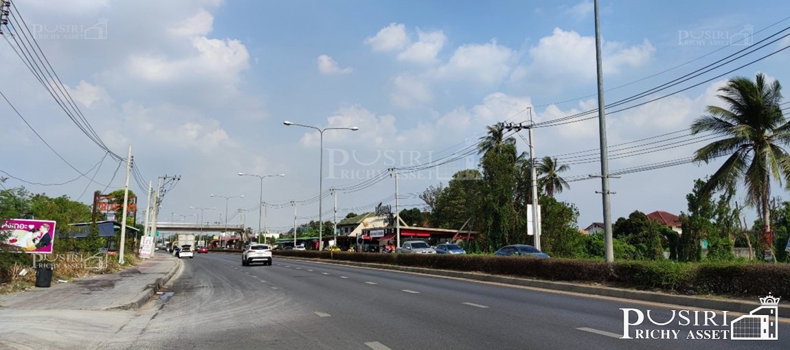 ด่วนแปลงสวย 5 ไร่เศษ ติดถนนเส้นราชพฤกษ์-นนทบุรี1 พิเศษ ราคาเพียงวาละ 65,000 บาท พร้อมค่าโอนตามราคาประเมิน KK2039S