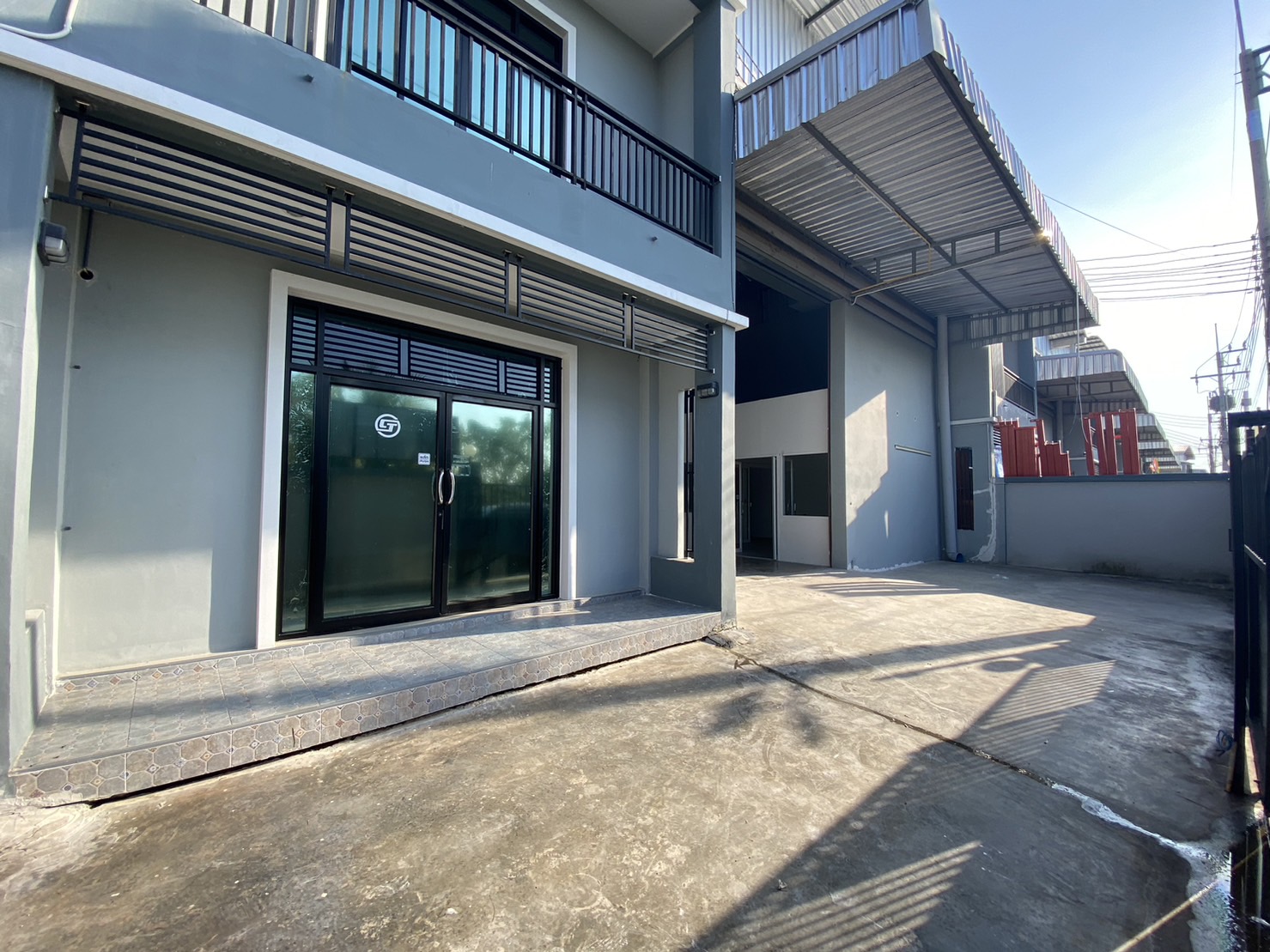 ขาย หรือ ให้เช่า โกดัง โรงงาน โครงการทรัพย์รุ่งเรือง (คอกกระบือ) สมุทรสาคร