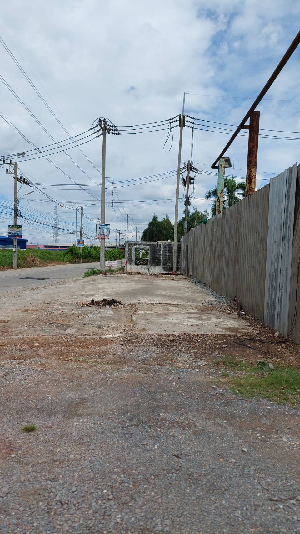 ที่ดินติดถนนสวนหลวงกระทุ่มแบน เศรษฐกิจ1-พุทธสาคร เหมาะสร้างโรงงาน, โกดัง