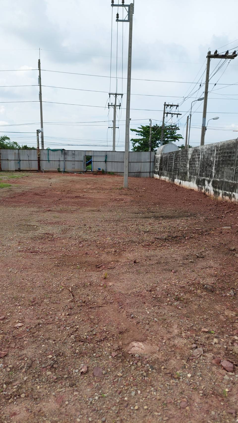 ที่ดินติดถนนสวนหลวงกระทุ่มแบน เศรษฐกิจ1-พุทธสาคร เหมาะสร้างโรงงาน, โกดัง