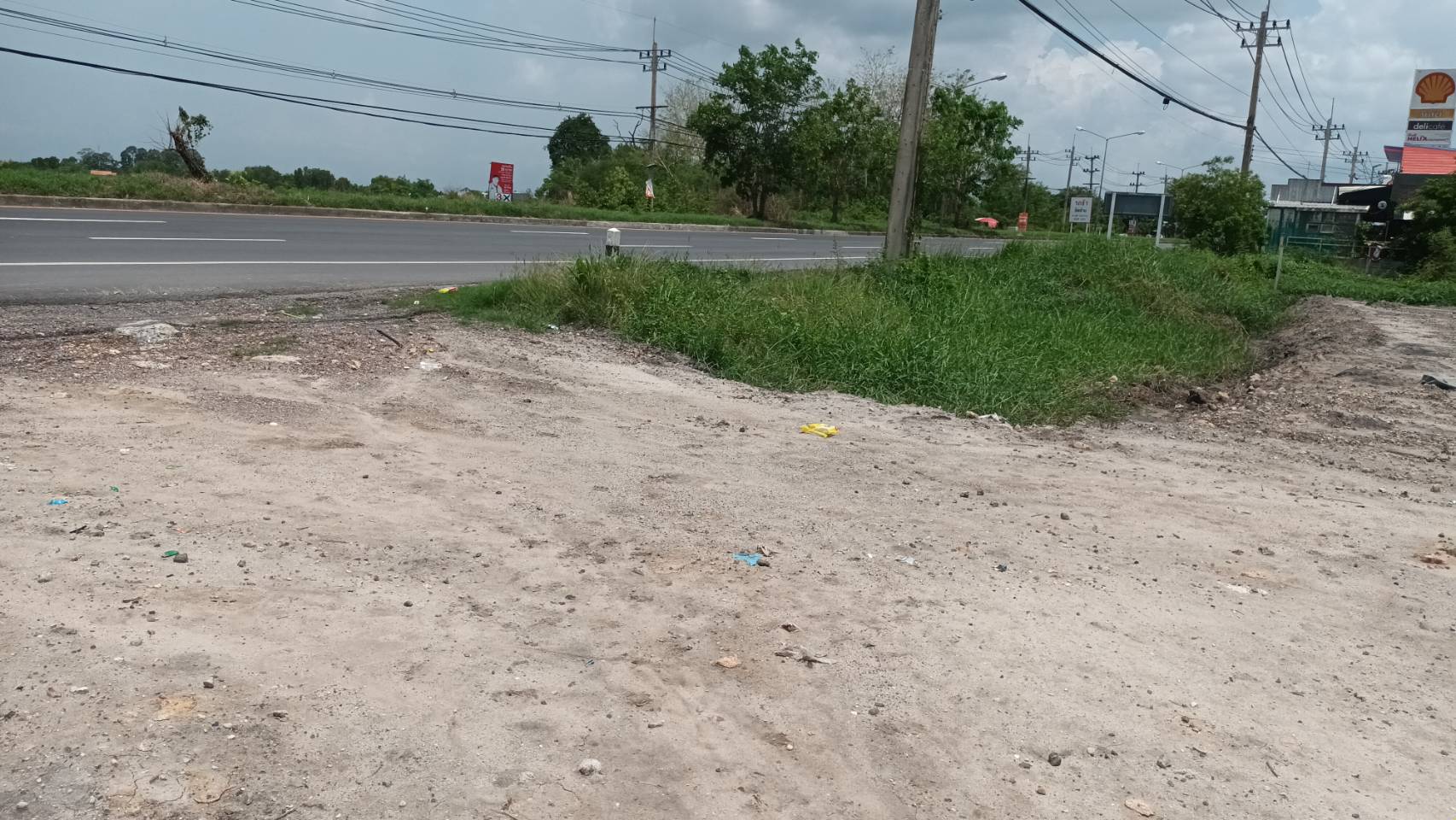 ขายที่ดินถมสวยติดถนน6เลน