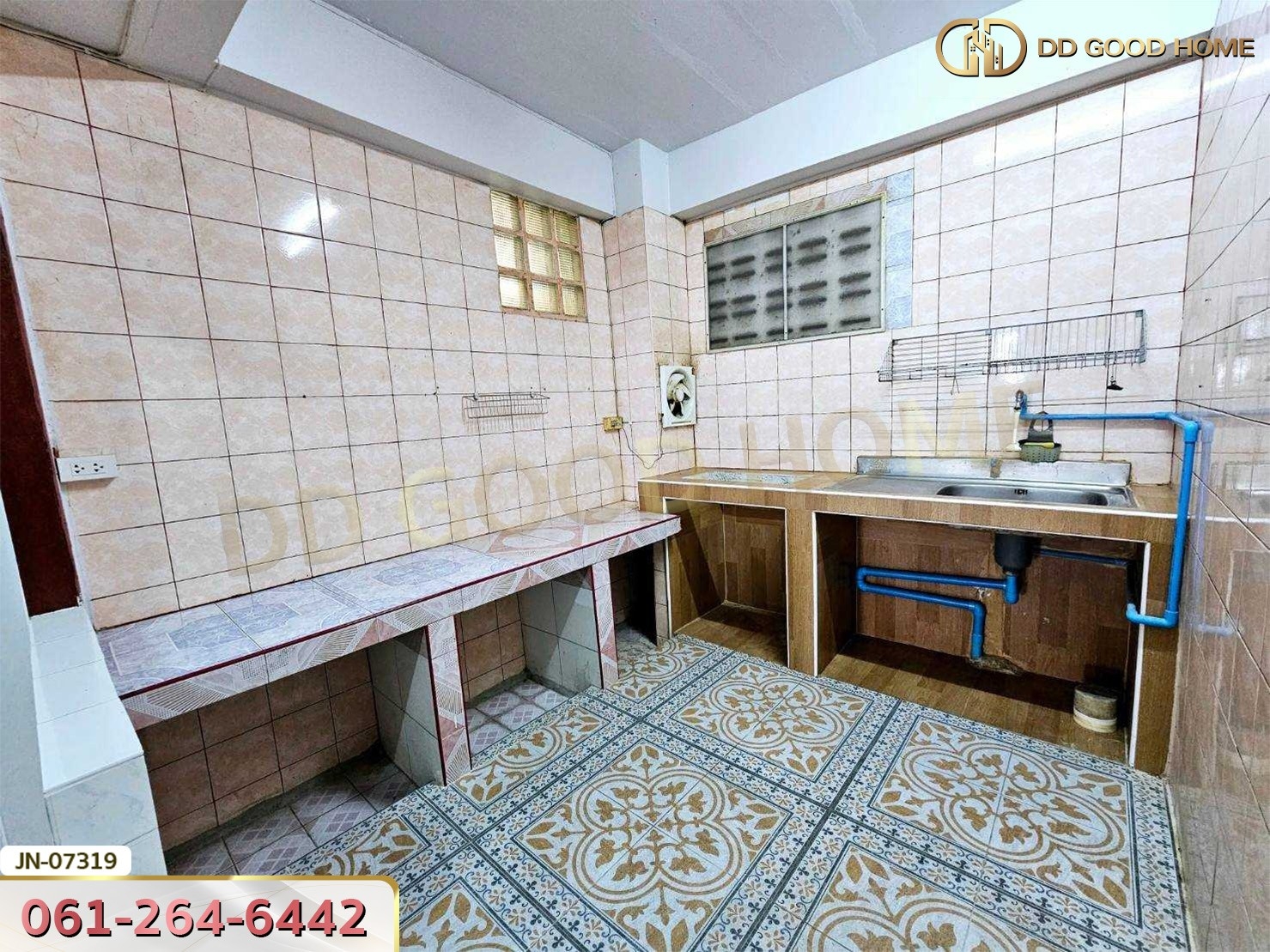 ทาวน์เฮ้าส์ 2 ชั้น​ หมู่บ้านสุขสันต์ 6 บางแค ใกล้รถไฟฟ้า