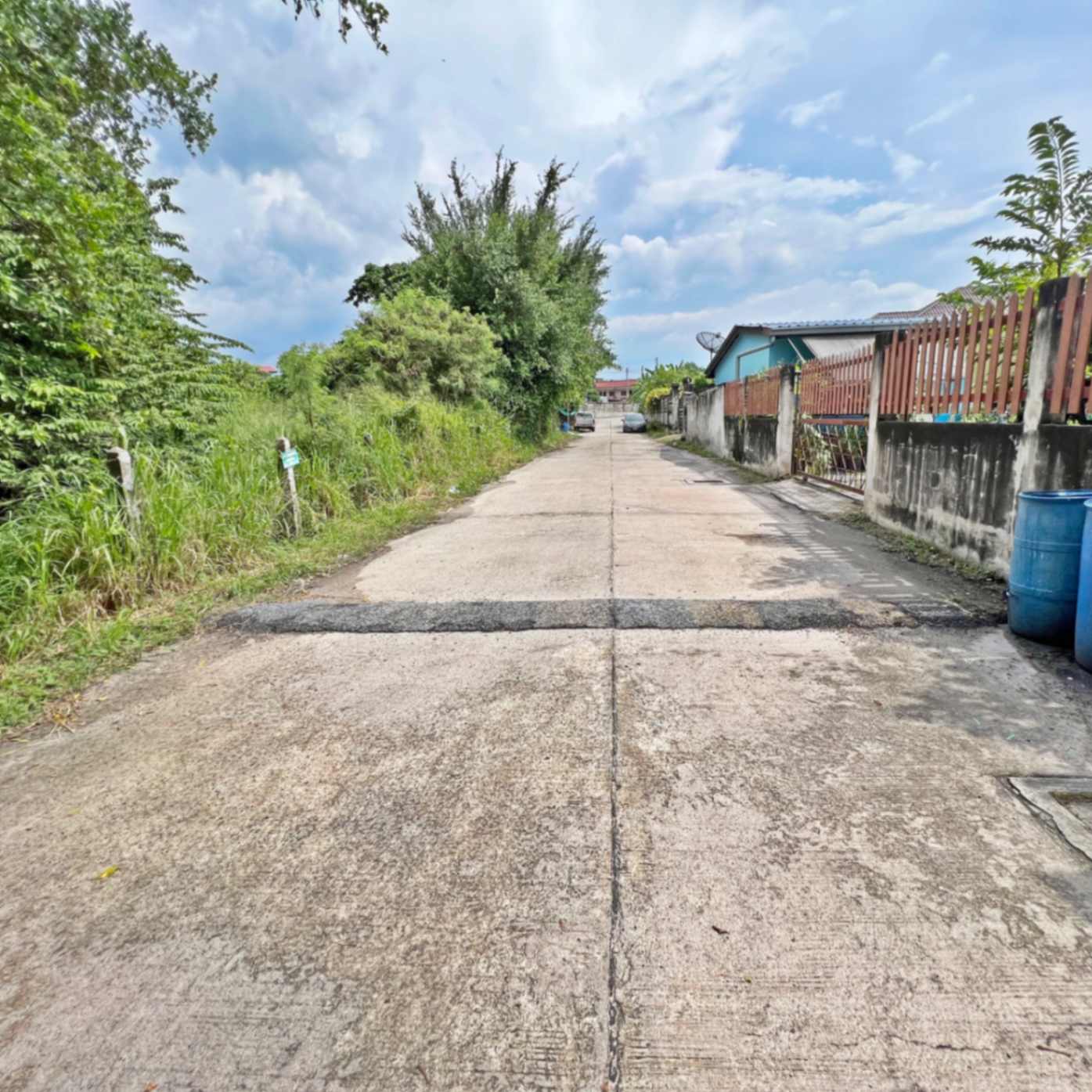 ขายที่ดินชลบุรี ขายที่ดินใกล้นิคมอมตะชลบุรี