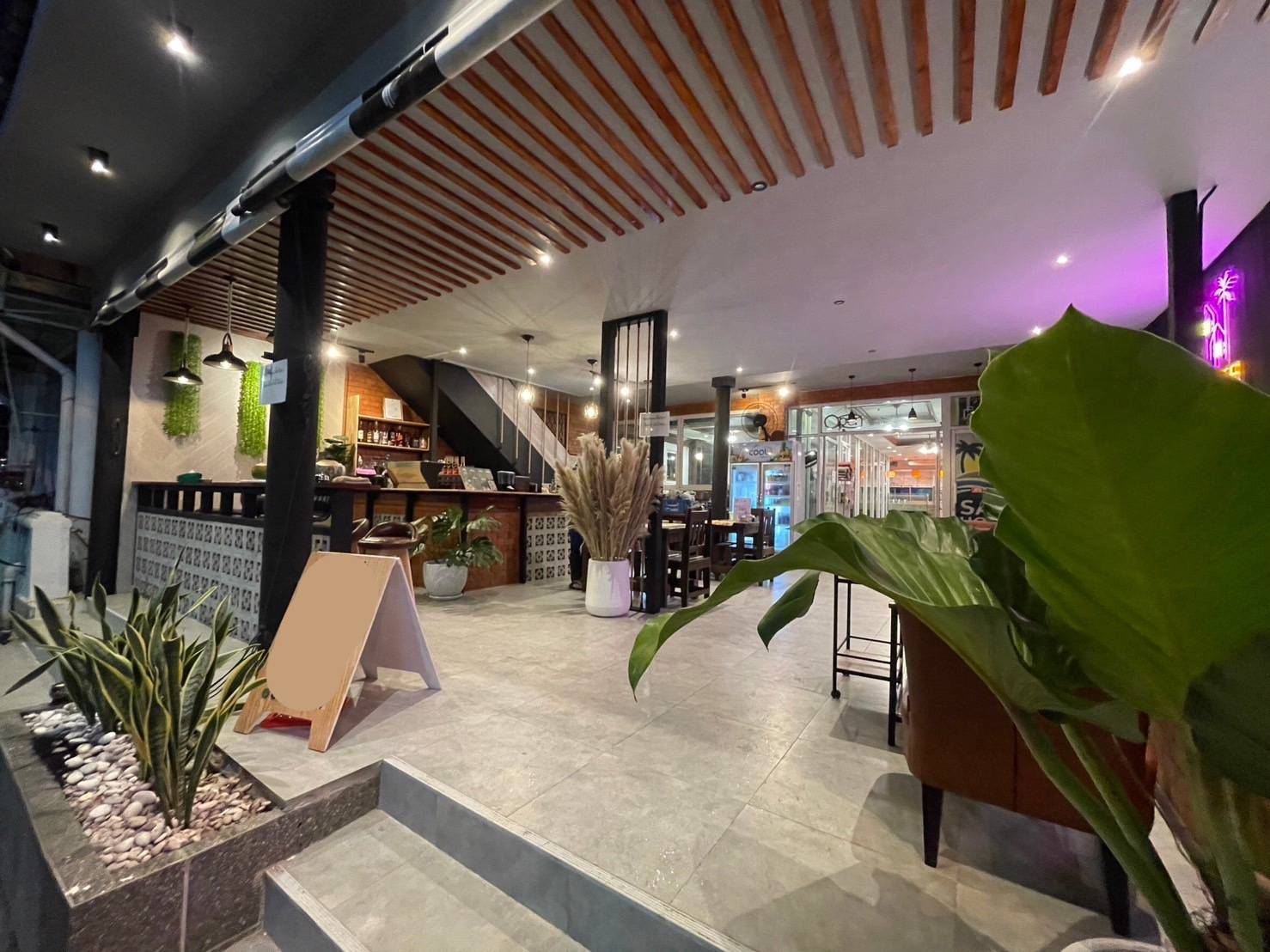 ให้เซ้งกิจการห้องพักติดหาดจอมเทียน พัทยา