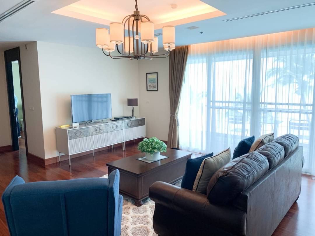 ขายคอนโดอนัญญา Ananya Beachfront Condominium Nakluea วิวทะเล ติดหาด ราคาดีมาก 