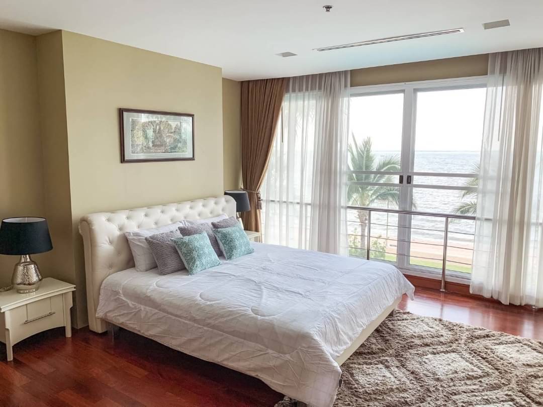 ขายคอนโดอนัญญา Ananya Beachfront Condominium Nakluea วิวทะเล ติดหาด ราคาดีมาก 