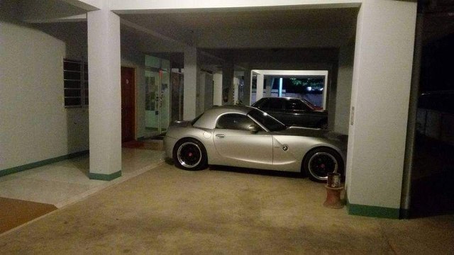 หอพักทำเลดี  42 ห้องใ ใกล้ห้างพรอมเมนาด้า ห้างบิ๊ก C ดอนจั่น  จอดรถยนต์ได้ 14-15 คัน  จอดมอเตอร์ไซต์ได้ 30 คัน มีห้อง แอร์ 22 ห้อง ห้องพัดลม 20 ห้อง  อายุตึก 7 ปี   ต.ท่าศาลา อ.เมือง จ.เชียงใหม่ 