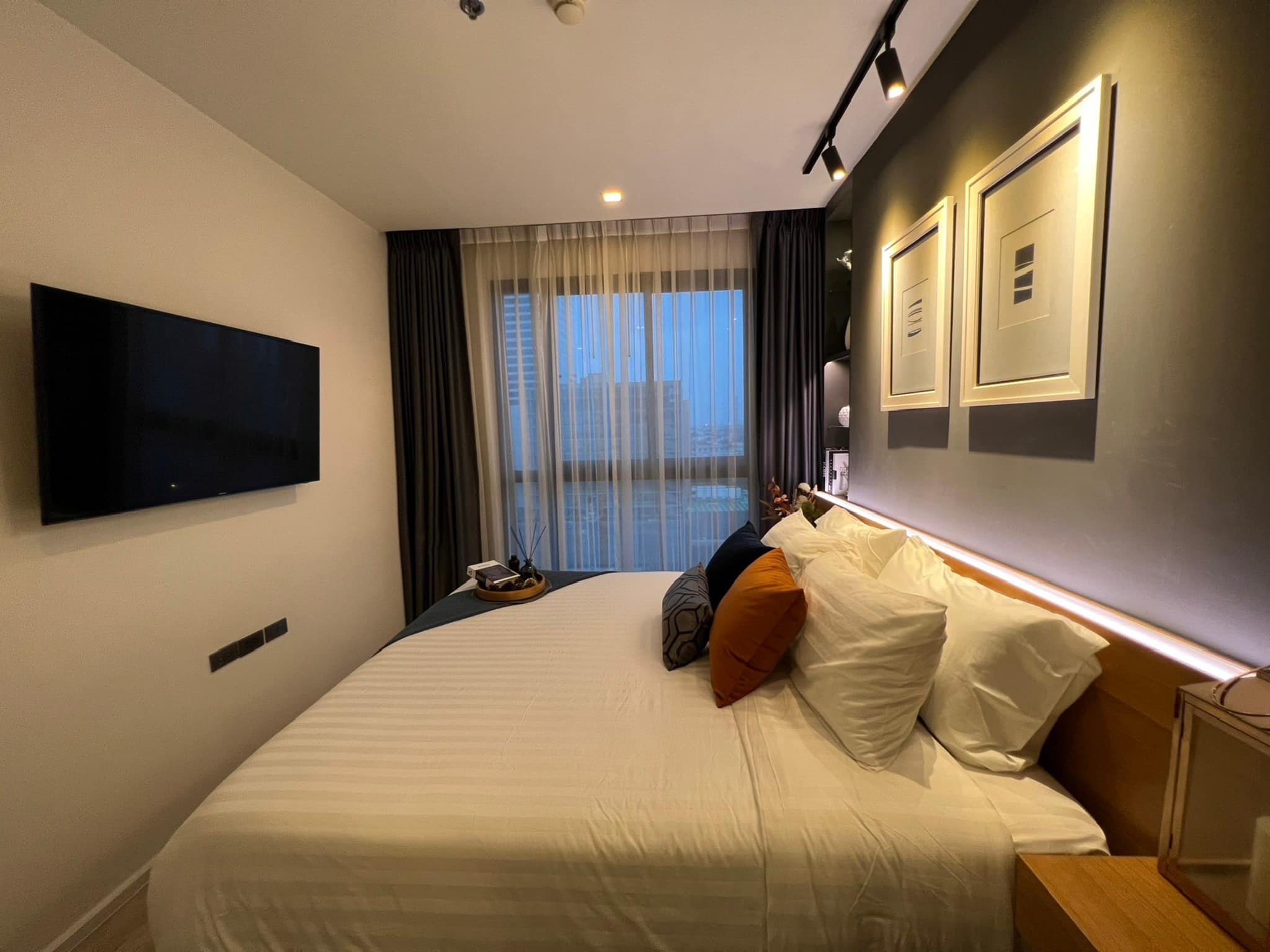 ขายด่วน Quinn Condo Ratchada 17 ตกแต่งพร้อมอยู่  (ใกล้ MRT สุทธิสาร)