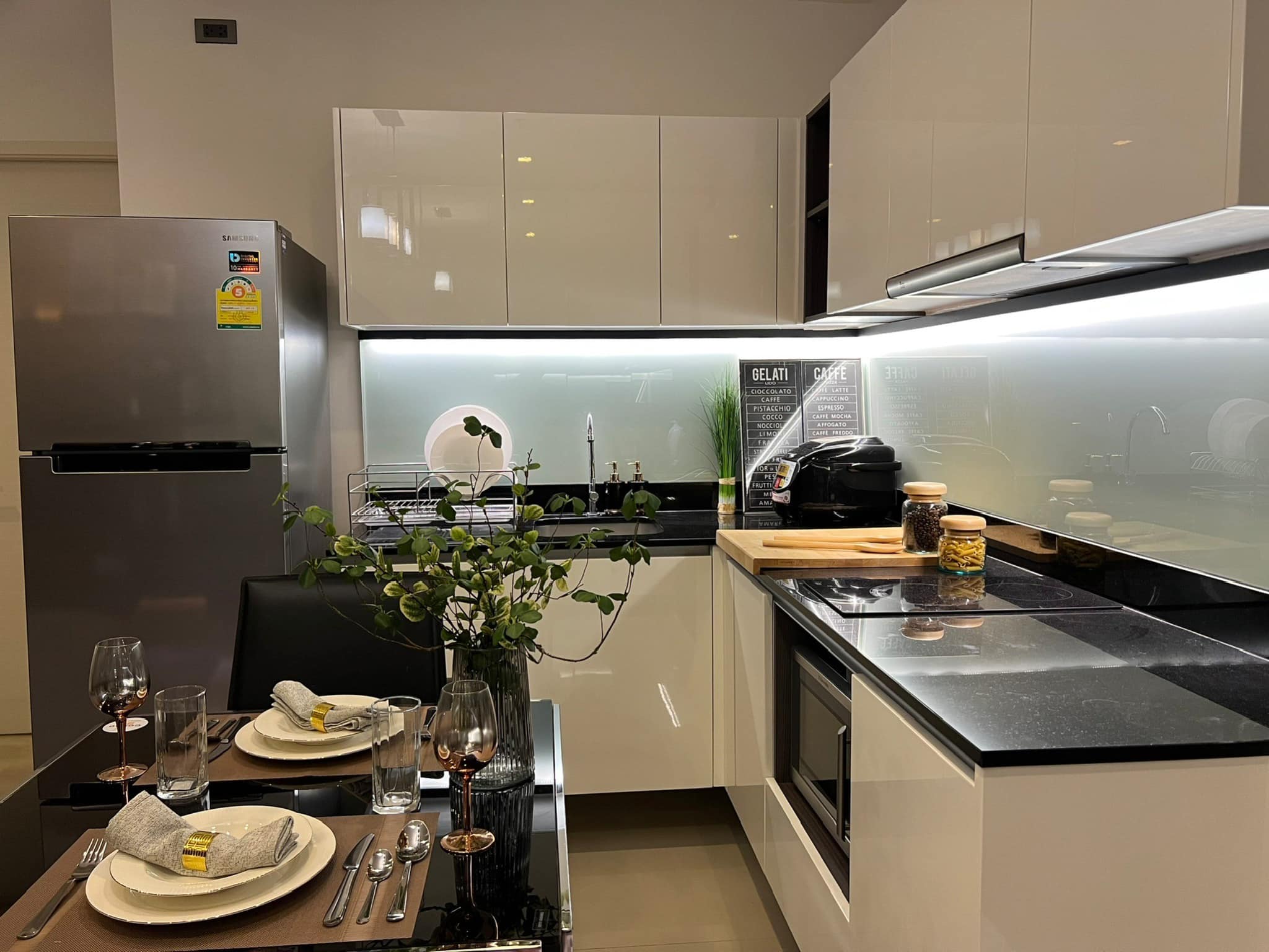 ขายด่วน Quinn Condo Ratchada 17 ตกแต่งพร้อมอยู่  (ใกล้ MRT สุทธิสาร)