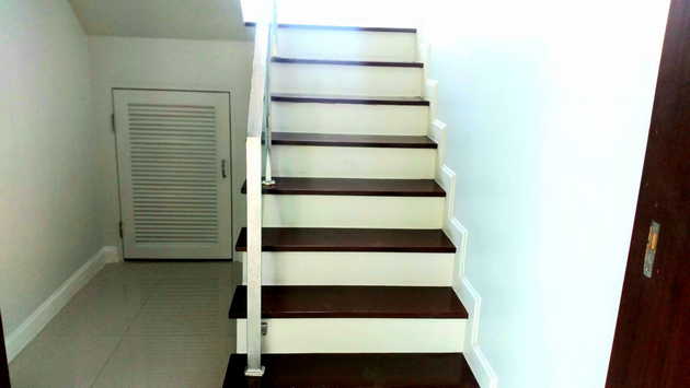 ขายบ้านเดี่ยว 2 ชั้น หมู่บ้านชวนชมพาร์ค 2  เนื้อที่  71.6  ตรว. ใกล้รถไฟฟ้าสายสีม่วง ( บางใหญ่-เตาปูน ) บางกรวย-ไทรน้อย