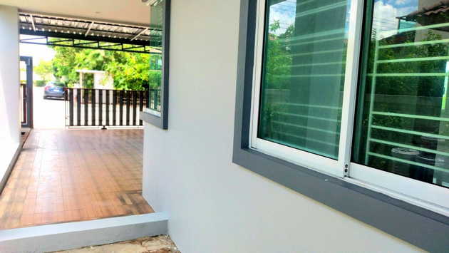 ขายบ้านเดี่ยว 2 ชั้น หมู่บ้านชวนชมพาร์ค 2  เนื้อที่  71.6  ตรว. ใกล้รถไฟฟ้าสายสีม่วง ( บางใหญ่-เตาปูน ) บางกรวย-ไทรน้อย