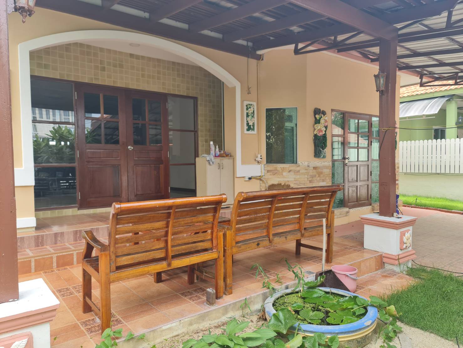 ขายด่วนบ้านเดี่ยว 2 ชั้น หมู่บ้านกฤษณาเฮ้าส์ ต.บางเสาธง อ.บางบางเสาธง