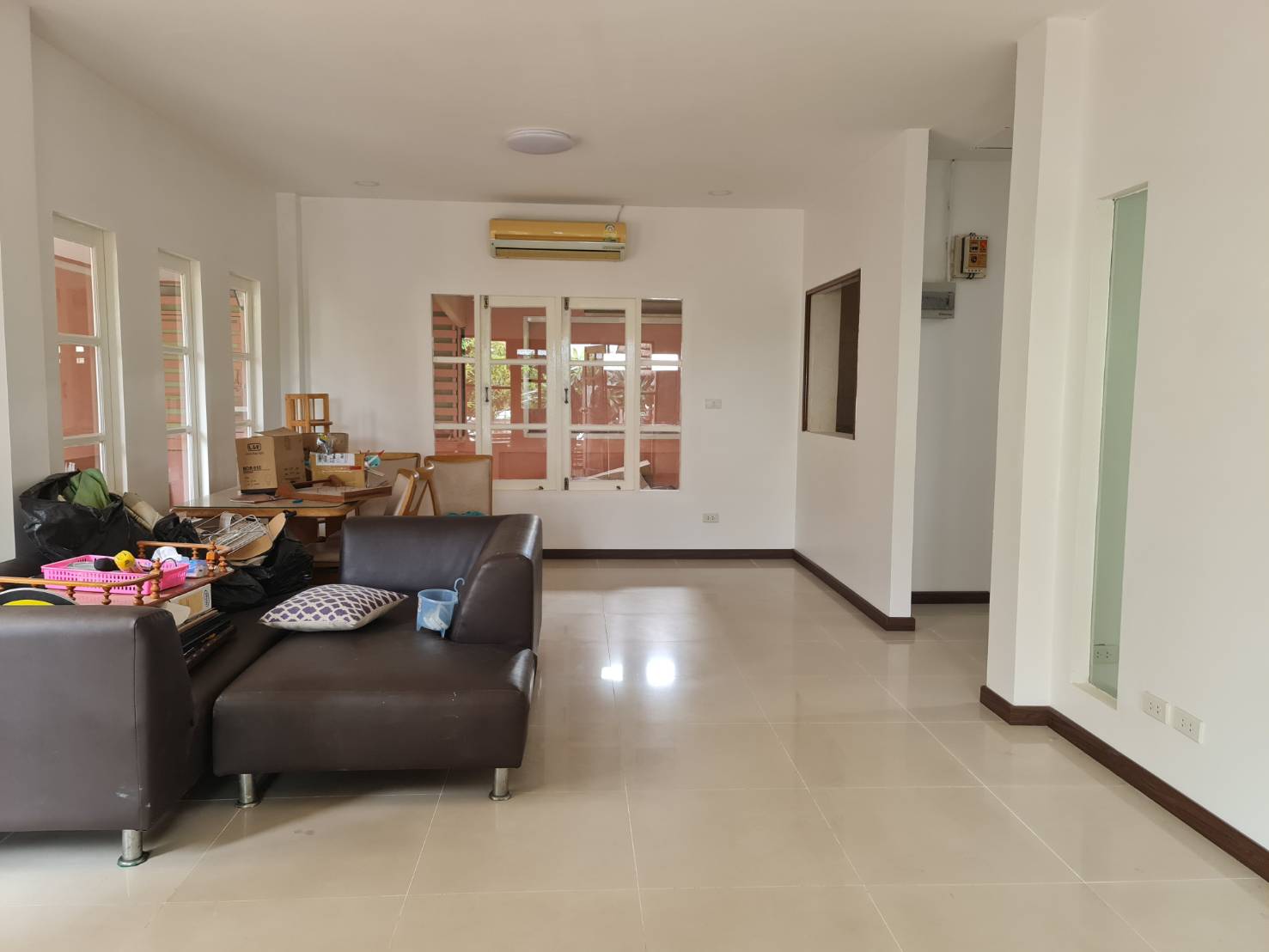 ขายด่วนบ้านเดี่ยว 2 ชั้น หมู่บ้านกฤษณาเฮ้าส์ ต.บางเสาธง อ.บางบางเสาธง