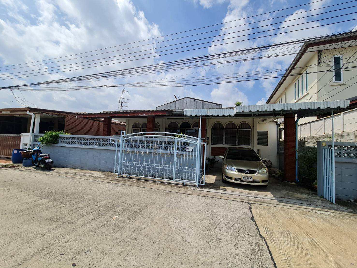 ขายบ้านเดี่ยวโชคชัย4ซอย76พร้อมเฟอร์นิเจอร์ เขตลาดพร้าว กรุงเทพมหานคร