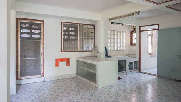 ขายด่วน บ้านเดี่ยว 2 ชั้น ใจกลางสุขุมวิท ทำเลทอง  สุขุมวิท 101/1 กรุงเทพฯ ( เจ้าของขายเอง ) 