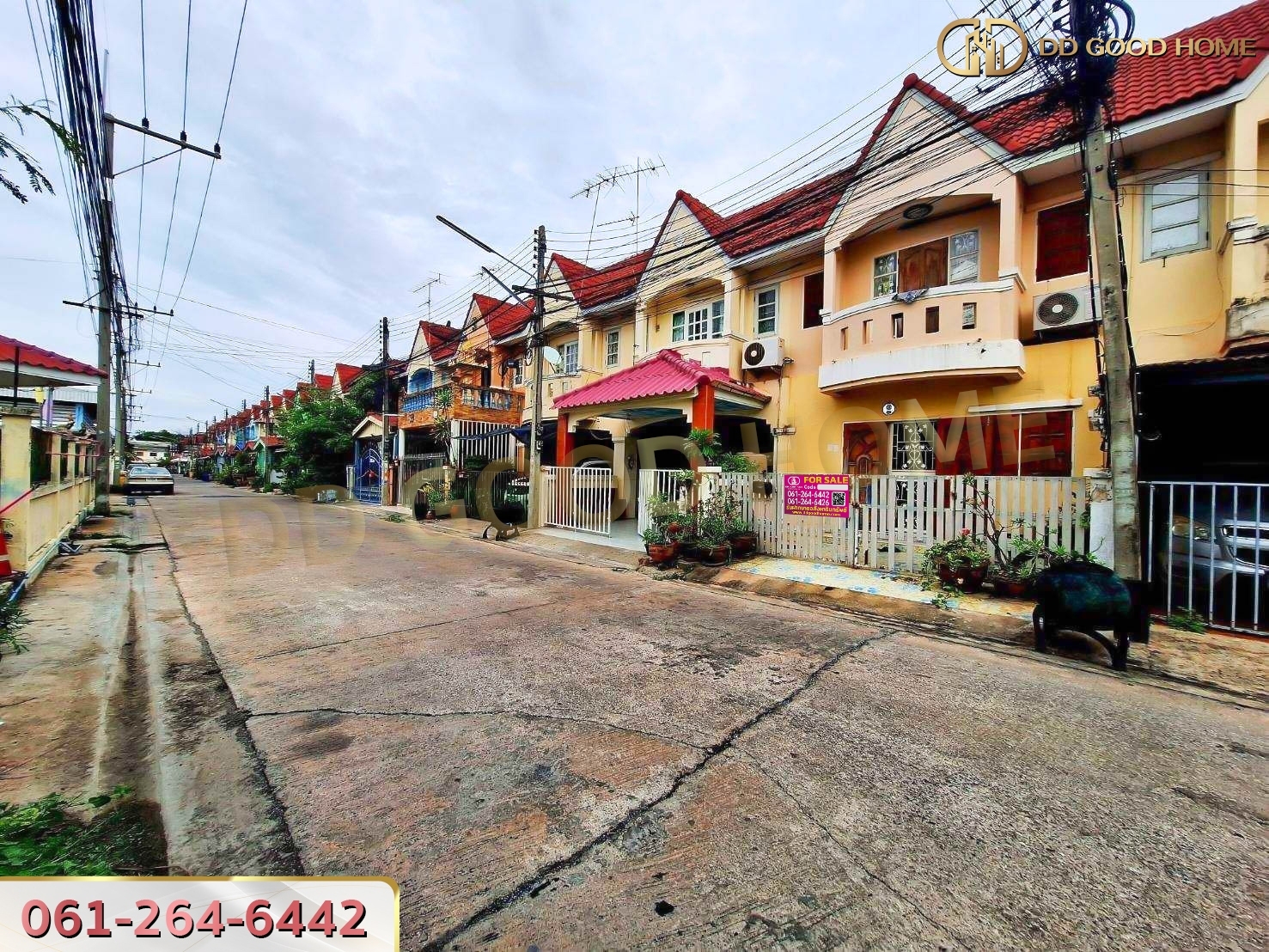 หมู่บ้านวิเศษสุขนคร 19 เฟส 1 (Baan Wisatesuknakorn 19 Phase 1) สมุทรสาคร ทาวน์เฮ้าส์ 2 ชั้น หน้าบ้านหันหน้าไม่ชนใคร  รหัสทรัพย์ LU-07337
