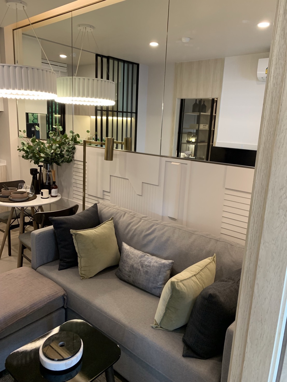 **ขายดาวน์** Nue Noble Ratchada-Ladprao (นิว โนเบิล รัชดา – ลาดพร้าว) ทิศเหนือ ชั้น 19 ขนาด 30.50 ตรม