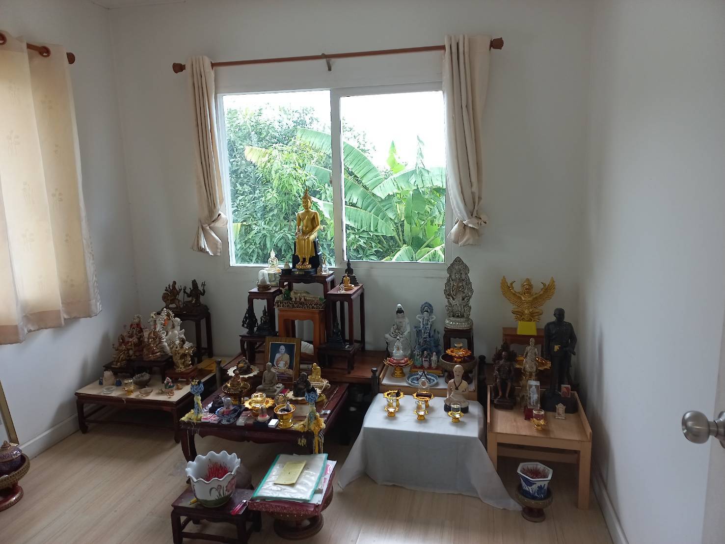ขายบ้านเดี่ยว 2 ชั้น หมู่บ้านอินนิซิโอ  ปิ่นเหล้า - ศาลายา (เจ้าของขายเอง) 56  ตรว    ราคาพิเศษ   ลดจาก   3,800,000   บาท ลงมาเหลือเพียง  3,650,000  บาท   รวมโอน  และ ภาษี  ให้หมด  