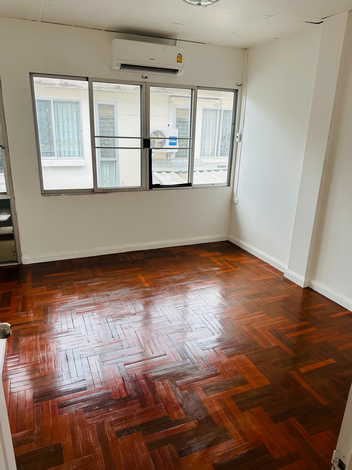 ขายบ้านทาวน์โฮม 2 ชั้น โครงการพูนสินธานี 3  ใกล้สถานีรถไฟฟ้า กรุงเทพฯ