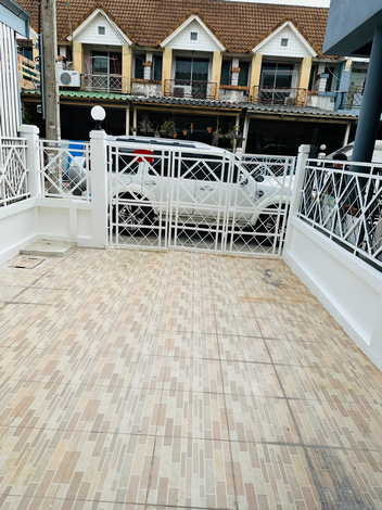 ขายบ้านทาวน์โฮม 2 ชั้น โครงการพูนสินธานี 3  ใกล้สถานีรถไฟฟ้า กรุงเทพฯ