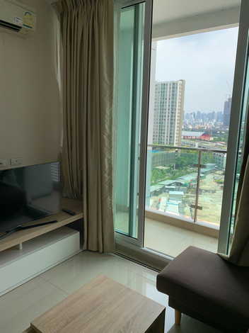 ขายคอนโดทีซีกรีน พระราม 9 ชั้น 12 วิวถนนอาซีเอ ถนน พระราม 9