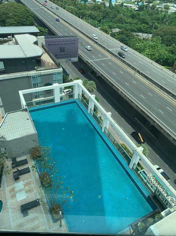 ขายคอนโดทีซีกรีน พระราม 9 ชั้น 12 วิวถนนอาซีเอ ถนน พระราม 9