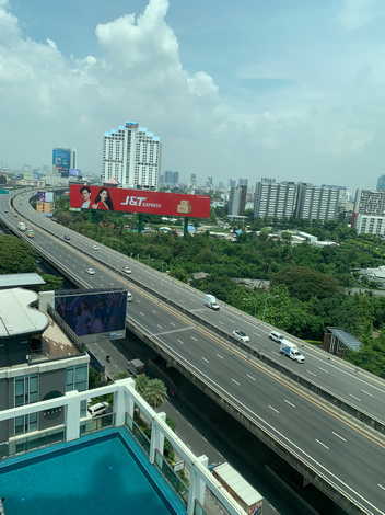 ขายคอนโดทีซีกรีน พระราม 9 ชั้น 12 วิวถนนอาซีเอ ถนน พระราม 9