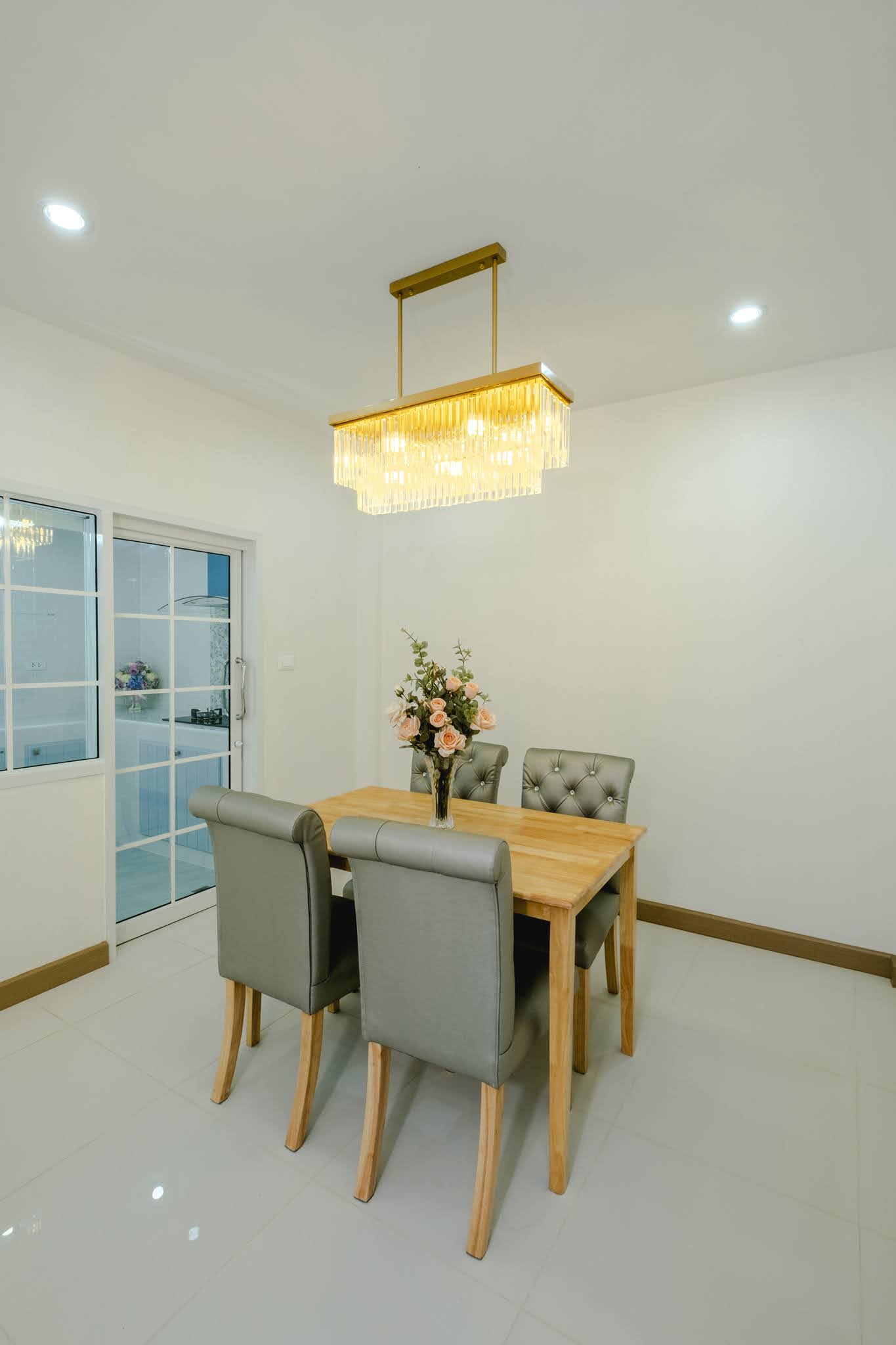 ขายบ้านทาวน์โฮมห้องมุม คลัสเตอร์พาร์ค รีโนเวทใหม่ ในโครงการบางใหญ่ซิตี้ เนื้อที่ 36 ตรว.