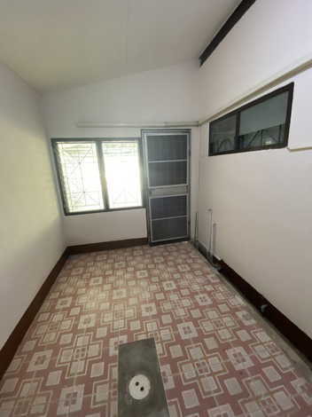 ขาย บ้านพร้อมที่ดิน ไม่ติดธนาคาร 62 ตารางวา 2ห้องนอน เมืองระยอง 