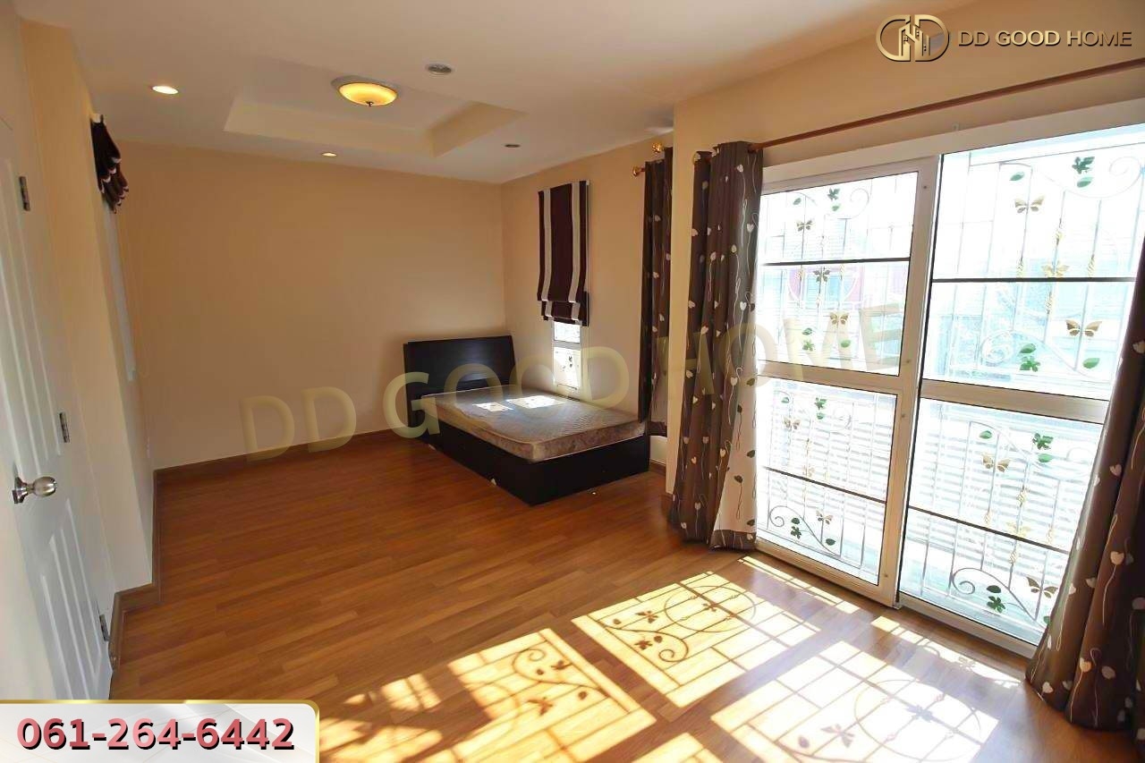 หมู่บ้านชวนชื่น เพชรเกษม 81 (baan Chuanchuen Petchkasem 81) ทาวน์เฮ้าส์ 2 ชั้น ต.หนองแขม จ.กทม.