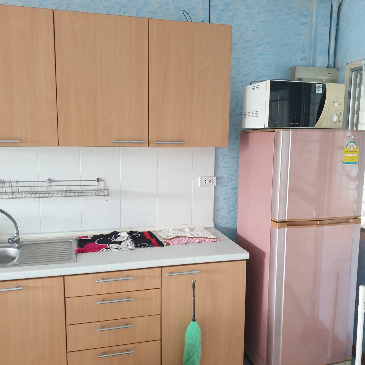 ขายห้องชุด GARDEN COURT CONDO ( คอนโดบ้านรวงข้าว )